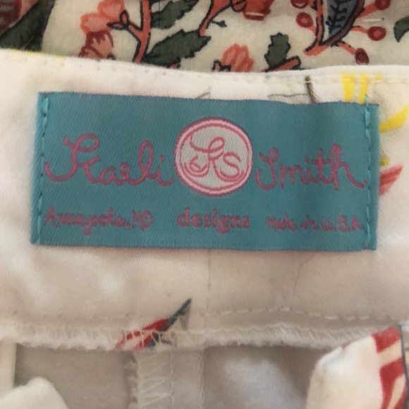 Cute Short - Picture 2 of 3